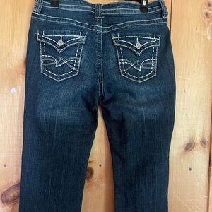 A.N.A Woman’s blue washed denim capris size 10.